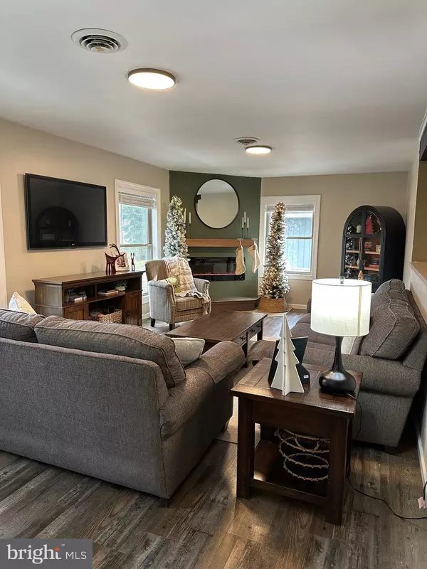 Chambersburg, PA 17202,7879 TALHELM ROAD