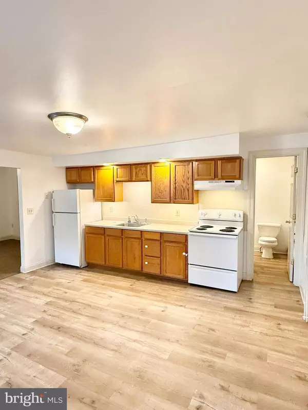 Spring City, PA 19475,26 N MAIN ST