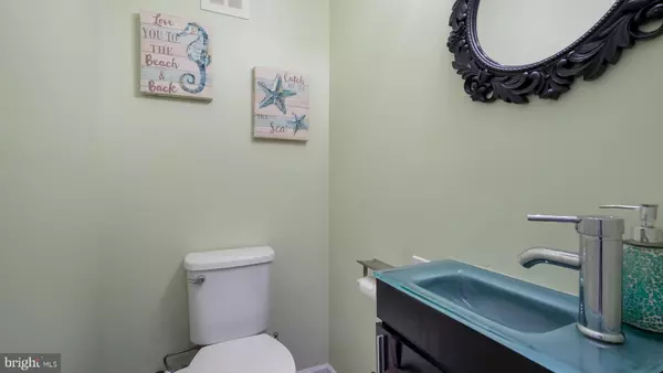 Philadelphia, PA 19114,3637 E CROWN AVE