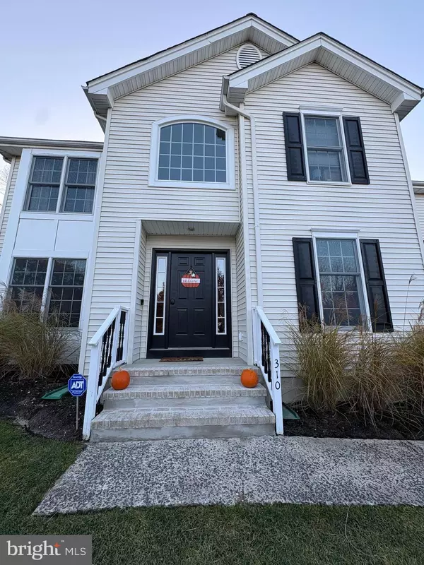 Manahawkin, NJ 08050,310 WINDING OAK TRAIL