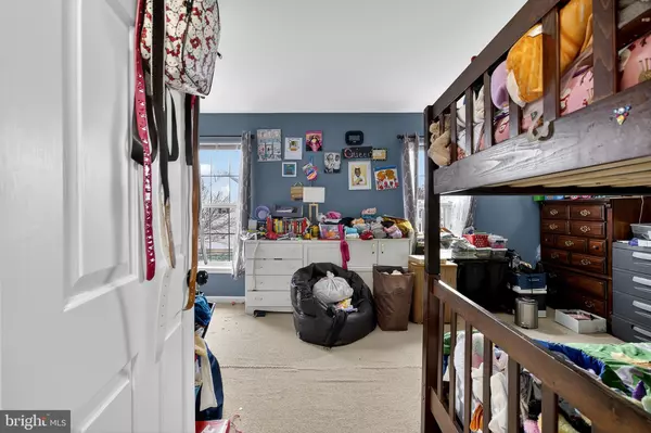 Newark, DE 19702,27 E NEWTOWN PL