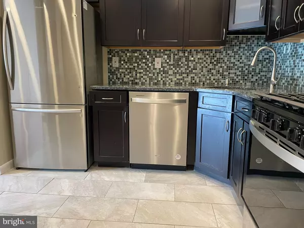 Hamilton, NJ 08619,81 WILLOW CT