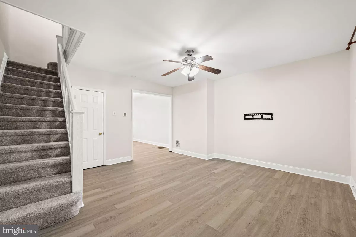 Philadelphia, PA 19142,7113 THEODORE ST