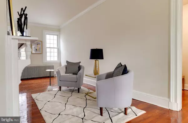 Beverly, NJ 08010,161 WARREN ST