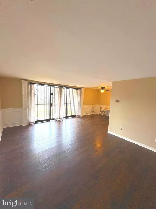 Temple Hills, MD 20748,3312 HUNTLEY SQUARE DR #T