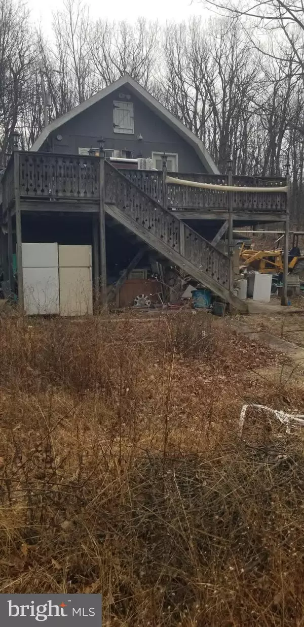 Augusta, WV 26704,529 HILLSIDE DR