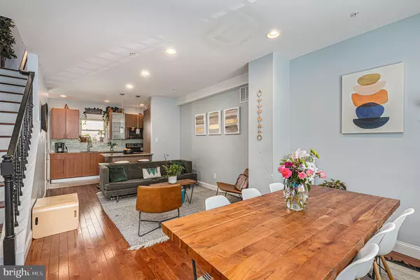 Philadelphia, PA 19130,1935 W GEORGE ST