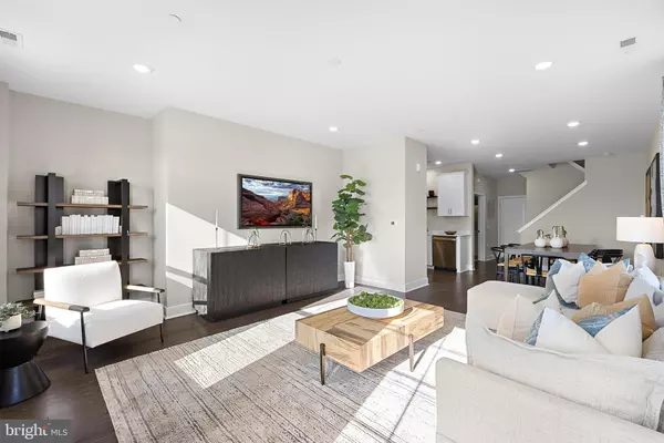 Pennington, NJ 08534,152 LEONA STEWART