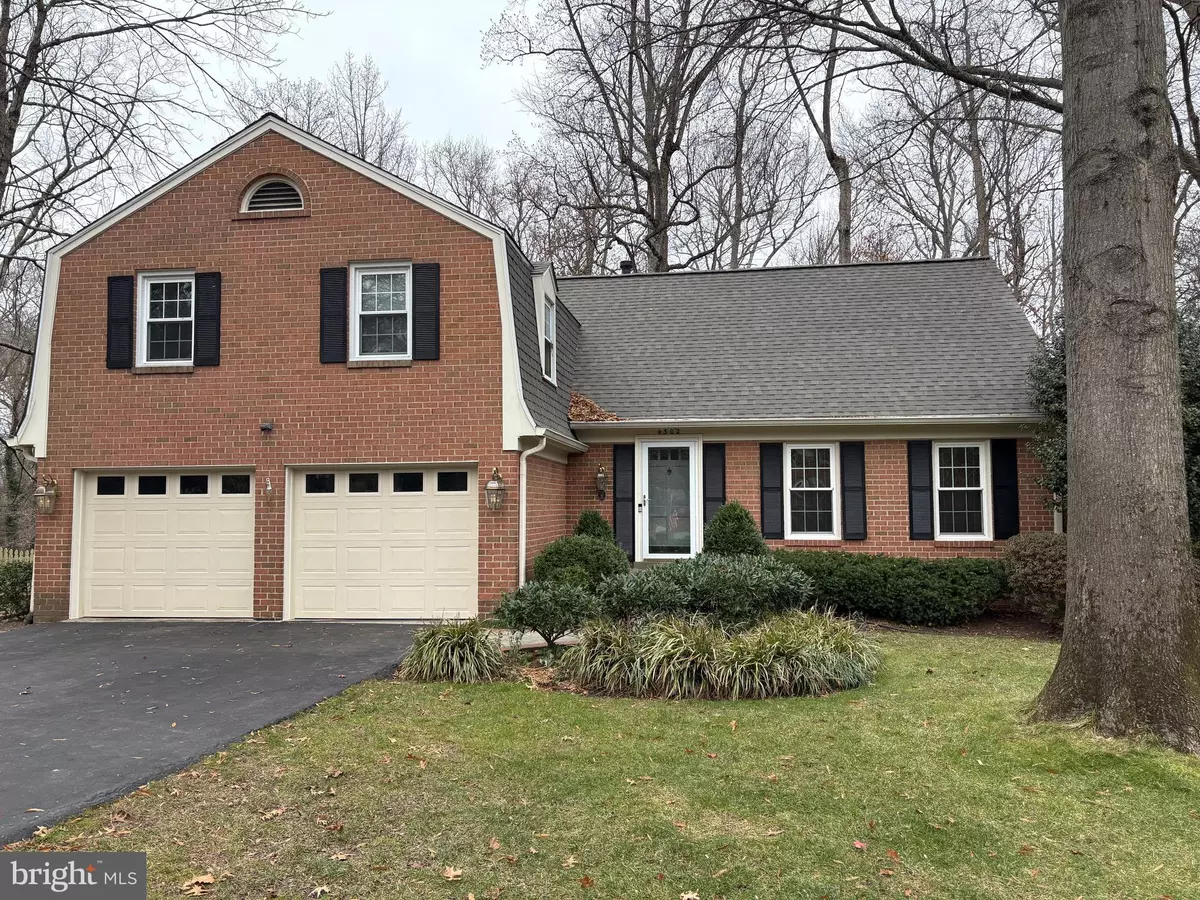 Alexandria, VA 22309,4302 ADRIENNE DR