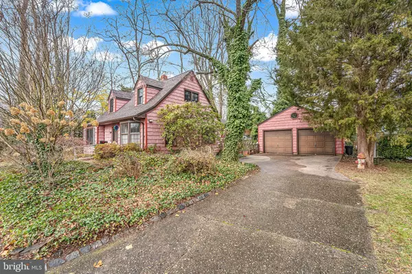 Haddonfield, NJ 08033,301 REILLYWOOD AVE