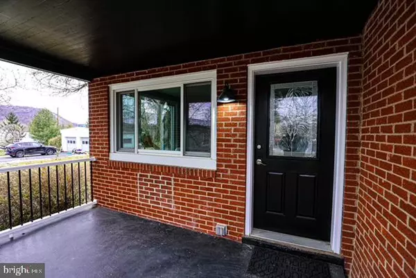 Harrisburg, PA 17110,4118 GREEN CT