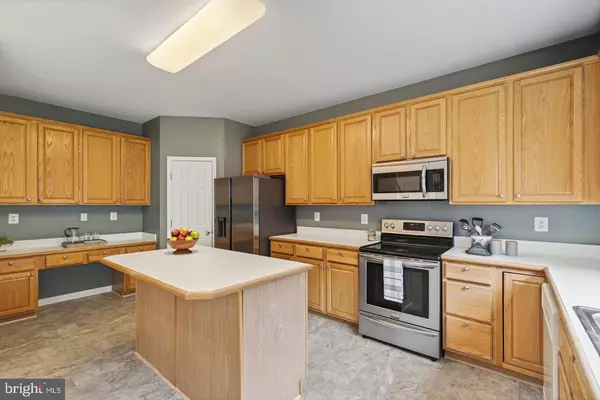 Dumfries, VA 22026,3004 VIDALIA CT