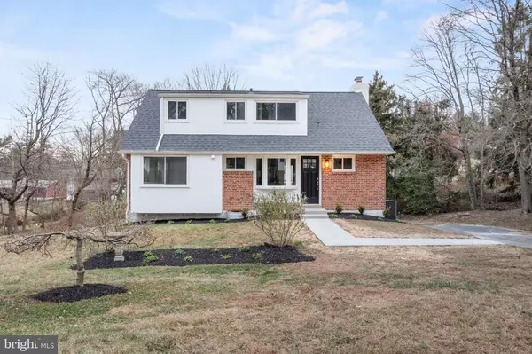 2 SOLDIER SONG LN, Media, PA 19063