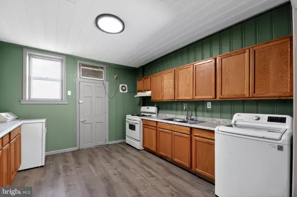 Philadelphia, PA 19148,315 FITZGERALD ST