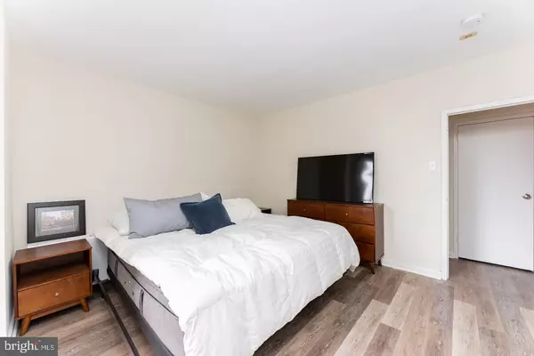 Philadelphia, PA 19103,135 S 19TH ST #707