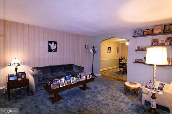 Philadelphia, PA 19149,6002 LORETTO AVE