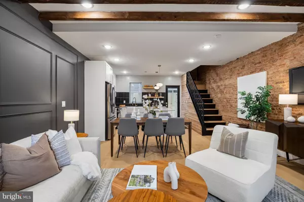 Philadelphia, PA 19122,1613 N LAWRENCE ST