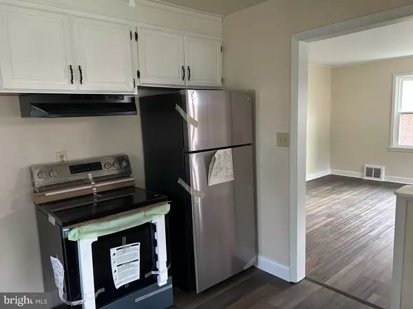 York, PA 17406,2527 N GEORGE ST