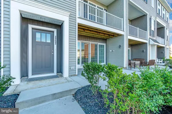 3252 MATEER LN, Mechanicsburg, PA 17055