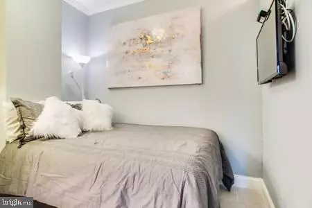 Arlington, VA 22209,1021 ARLINGTON BLVD #238