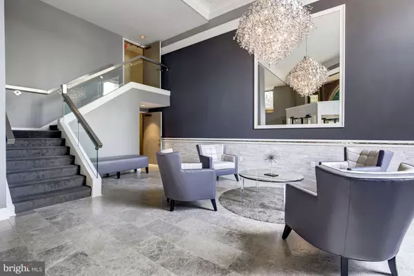 Washington, DC 20007,2111 WISCONSIN AVE NW #704