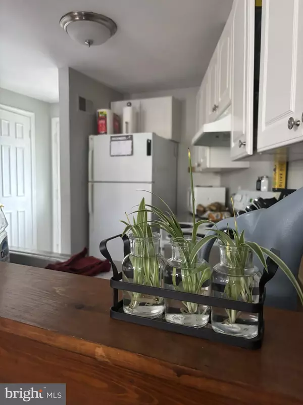 Reston, VA 20191,11186 SILENTWOOD LN