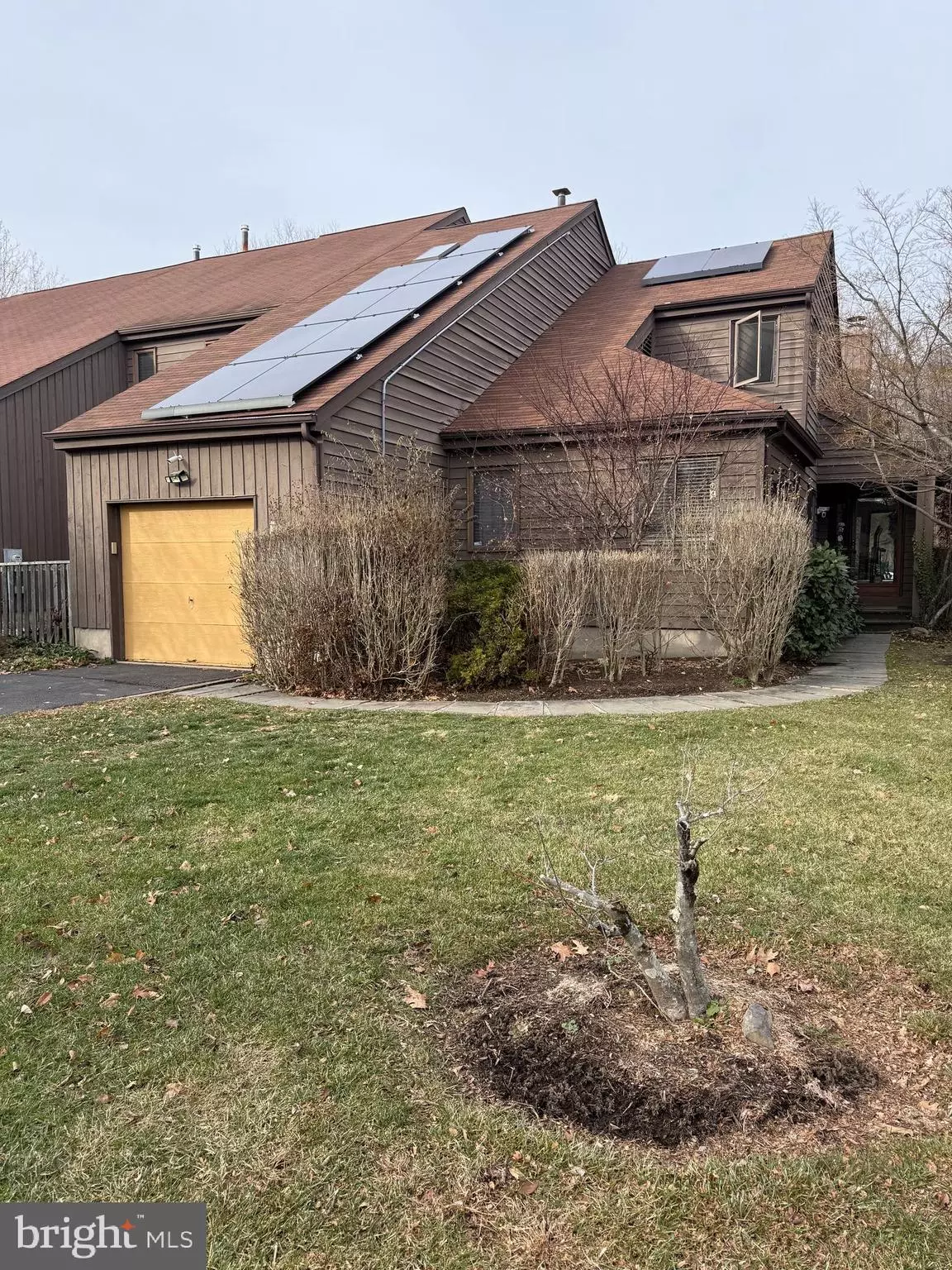 Trenton, NJ 08628,18 JACOB CT