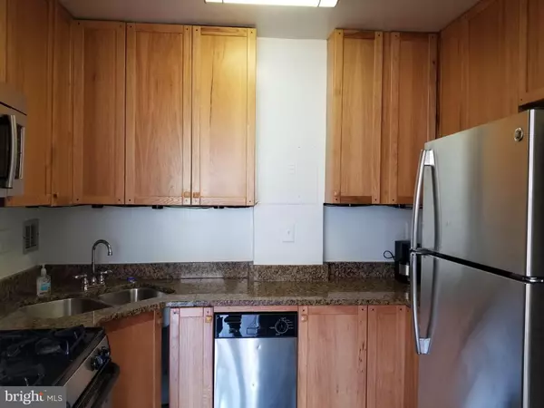 Arlington, VA 22209,1111 ARLINGTON BLVD #307