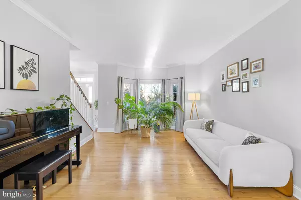 Ashburn, VA 20147,42963 TARA CT