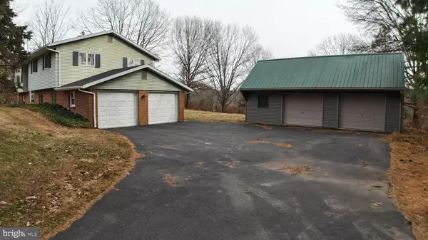Riegelsville, PA 18077,3288 SLIFER VALLEY RD