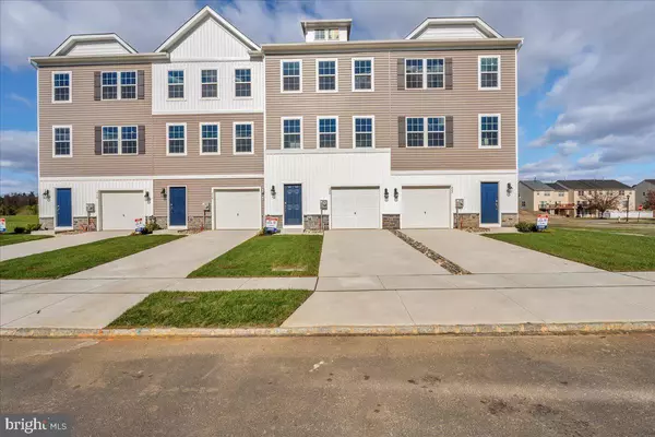 220 SANDY RIDGE RD, Sicklerville, NJ 08081