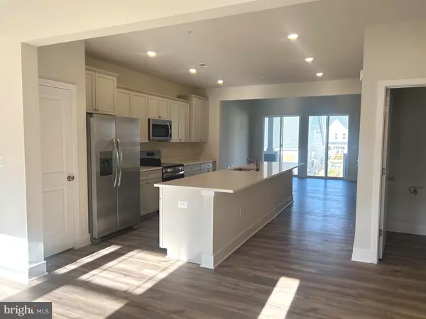 White Plains, MD 20695,10634 GREAT BASIN PL