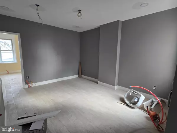 Chester, PA 19013,424 HIGHLAND AVE