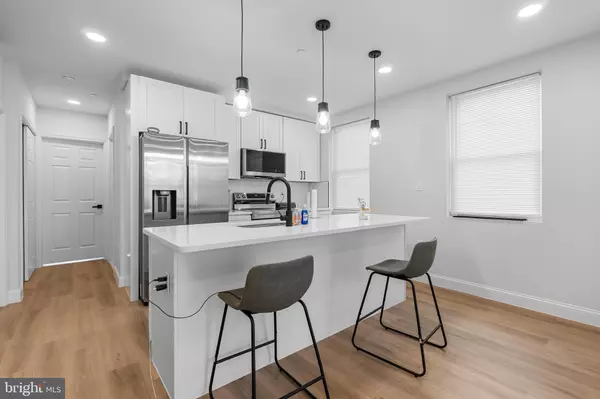 Philadelphia, PA 19121,1242 N 15TH ST #2