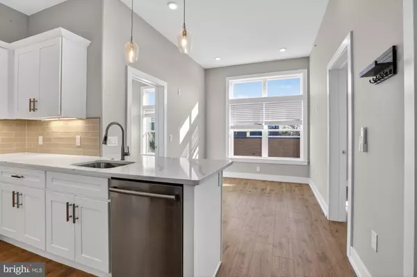 2034 N FRONT ST #3, Philadelphia, PA 19122