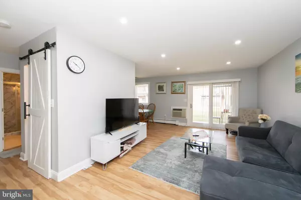 Burlington Township, NJ 08016,1011 GARNET