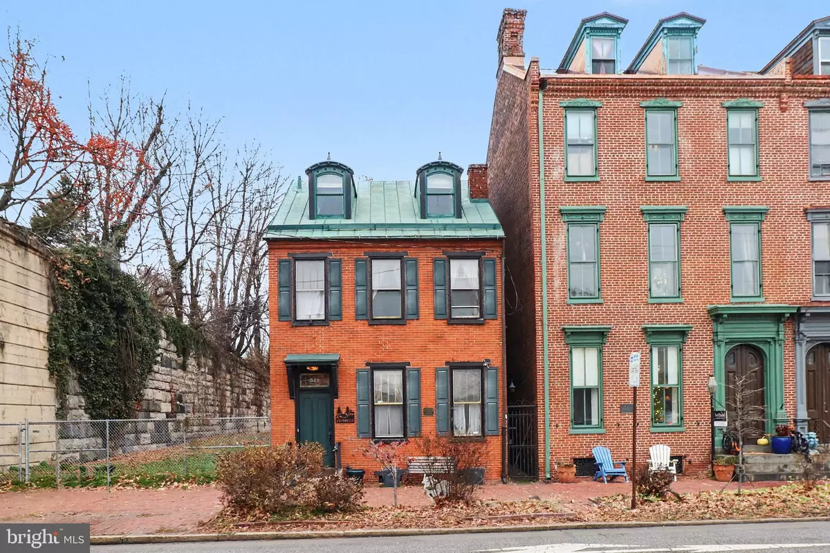 Harrisburg, PA 17104,329 S FRONT ST