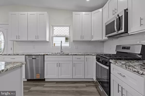 Philadelphia, PA 19115,9839 HALDEMAN AVE