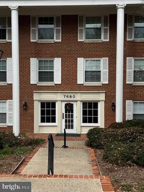 7680 TREMAYNE PL #311, Mclean, VA 22102