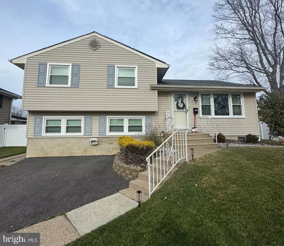 Blackwood, NJ 08012,231 FRANKFORD AVE