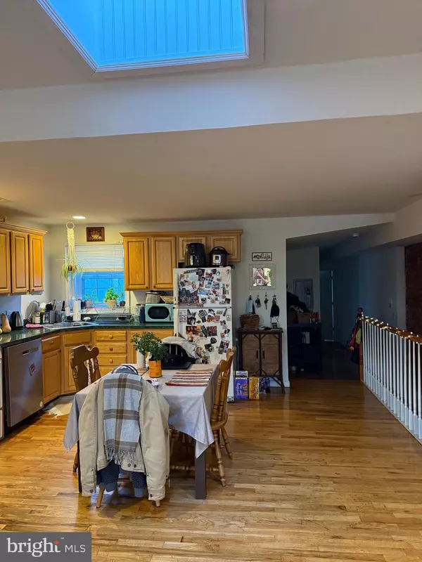 Philadelphia, PA 19121,1541 W THOMPSON ST #3