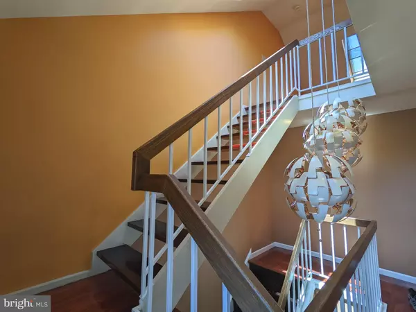 Chalfont, PA 18914,3 KAYLIN COR