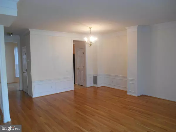 Alexandria, VA 22312,6359 BATTLEMENT WAY