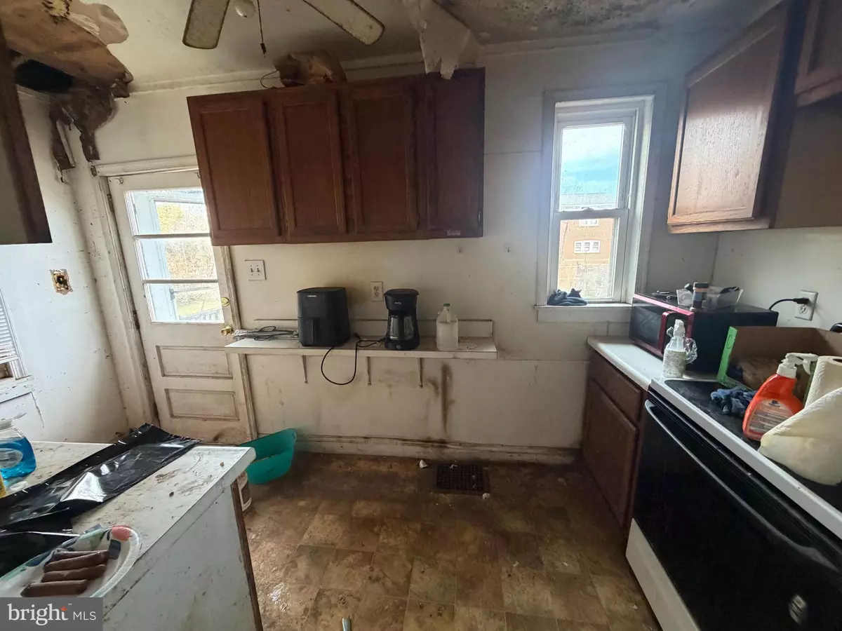 Pottstown, PA 19465,123 W MAIN ST