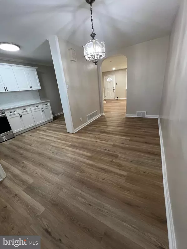 Philadelphia, PA 19111,6168 NEWTOWN AVE