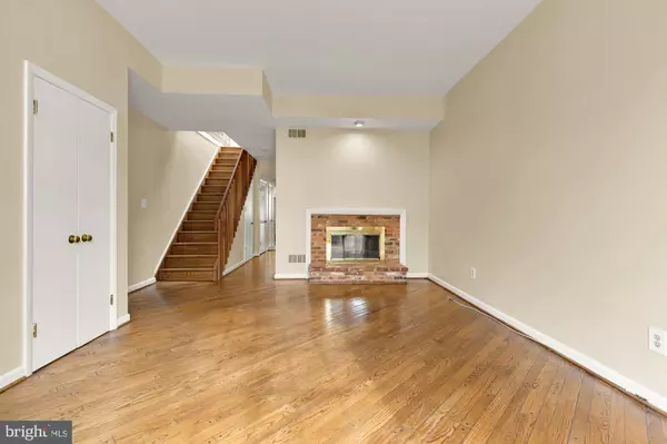 Washington, DC 20002,650 E ST NE #A