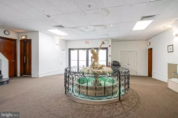 Philadelphia, PA 19146,1212-14 S BROAD ST