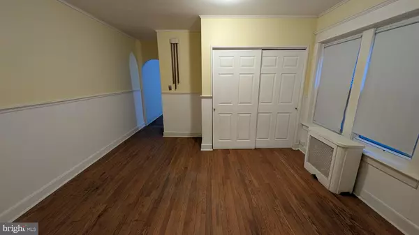 Trenton, NJ 08610,922 ADELINE ST