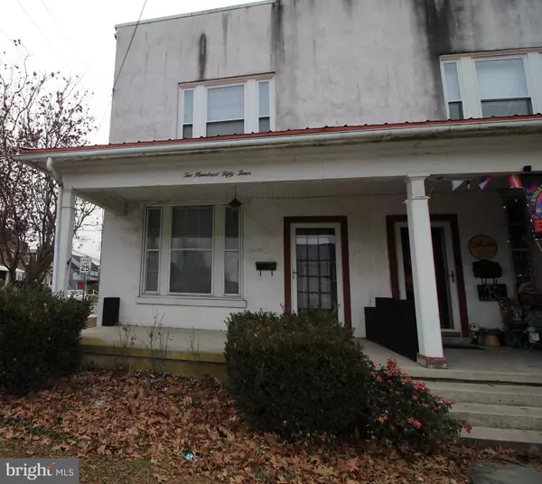 254 S RAILROAD AVE, New Holland, PA 17557