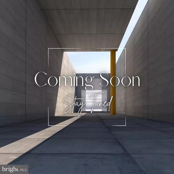 6057 BROOK DR, Falls Church, VA 22044